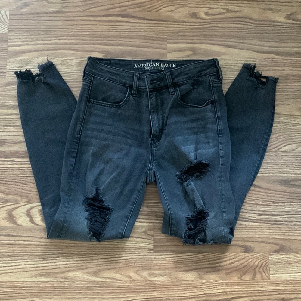 AEO Hi-Rise Ripped Black Jeggings
